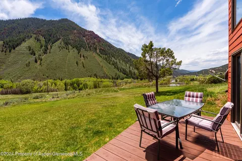 Exterior - 299 Knight Road Basalt Co 81621 Rd, Basalt, CO 81621 photo 2 of 9
