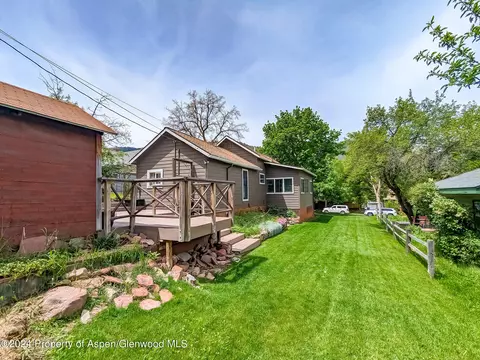 1124 Bennett Avenue Glenwood Springs Co 81601 Ave, Glenwood Springs, CO 81601