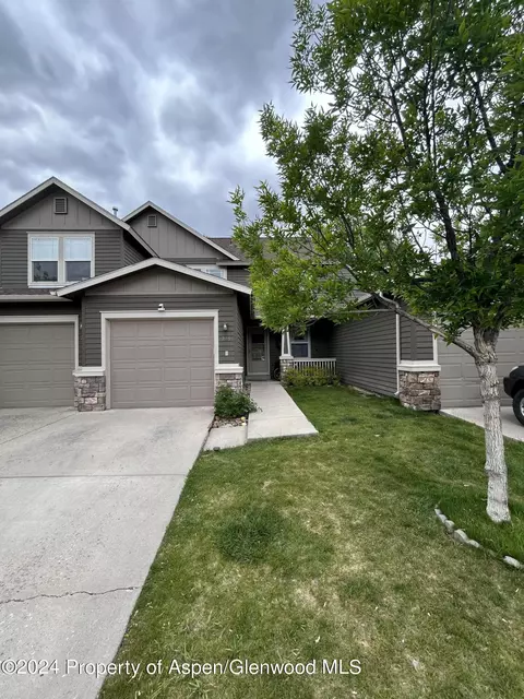 275 W Capital Court New Castle Co 81647 Ct, New Castle, CO 81647