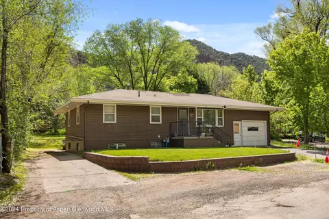 2322 Blake Avenue Glenwood Springs Co 81601 Ave, Glenwood Springs, CO 81601