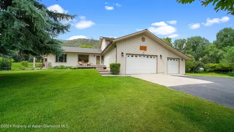 439 Westbank Road Glenwood Springs Co 81601 Rd, Glenwood Springs, CO 81601