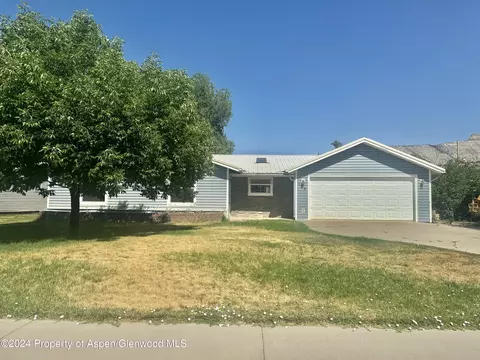128 3rd Street Parachute Co 81635 St, Parachute, CO 81635
