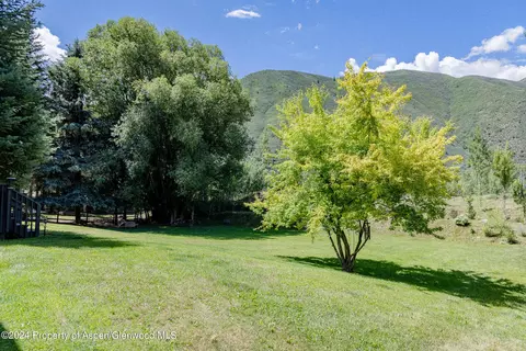 Exterior - 32 Nathan Lane Basalt Co 81621 Ln, Basalt, CO 81621 photo 3 of 12