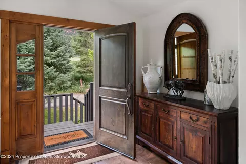 Entry Way - 32 Nathan Lane Basalt Co 81621 Ln, Basalt, CO 81621 photo 2 of 3