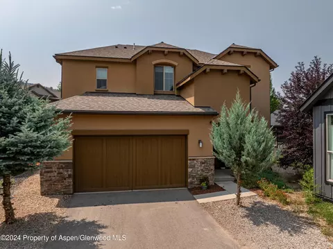 1387 River Bend Way Glenwood Springs Co 81601 Way, Glenwood Springs, CO 81601