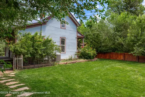 421 N Midland Avenue New Castle Co 81647 Ave, New Castle, CO 81647