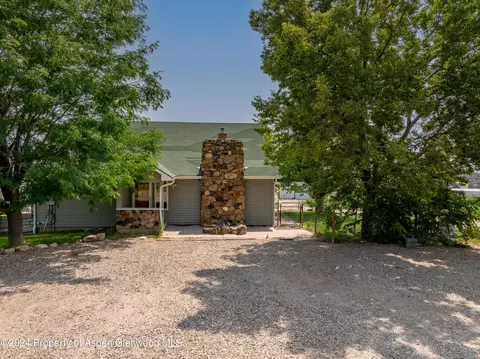 760 County Road 455 Silt Co 81652, Silt, CO 81652