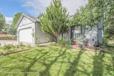 820 Mountain View Drive New Castle Co 81647 Dr, New Castle, CO 81647