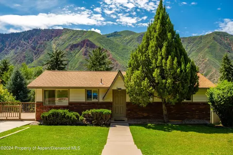 46 Mountain Shadows Drive Glenwood Springs Co 81601 Dr, Glenwood Springs, CO 81601
