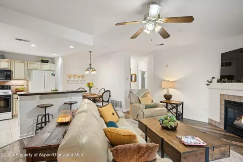 2701 Midland Avenue Apt 114 Glenwood Springs Co 81601 Ave # 114, Glenwood Springs, CO 81601