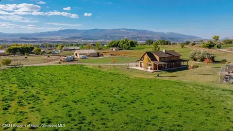 48 County Road 260 Silt Co 81652, Silt, CO 81652