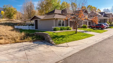 286 W Capital Court New Castle Co 81647 Ct, New Castle, CO 81647