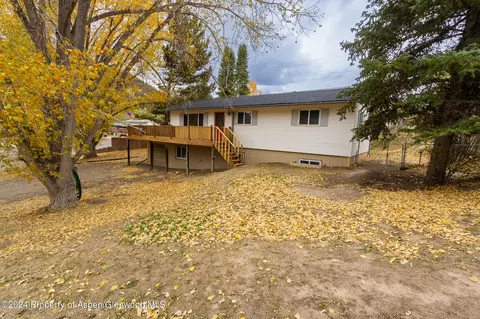 970 Wall Street Meeker Co 81641 St, Meeker, CO 81641