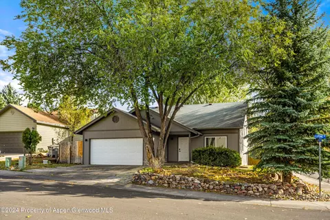 203 Lupine Drive New Castle Co 81647 Dr, New Castle, CO 81647