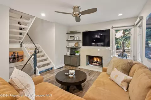 814 W Bleeker Street E2 Aspen Co 81611 St #E2, Aspen, CO 81611