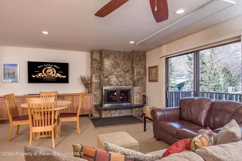 150 Carriage Way 27 Snowmass Village Co 81615 Way #27, Snowmass Village, CO 81615