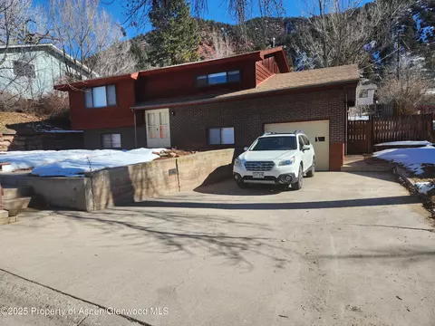 2206 Bennett Avenue Glenwood Springs Co 81601 Ave, Glenwood Springs, CO 81601