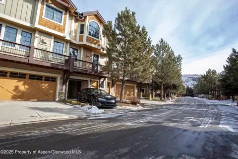 135 Juniper Trail Carbondale Co 81623 Trl, Carbondale, CO 81623