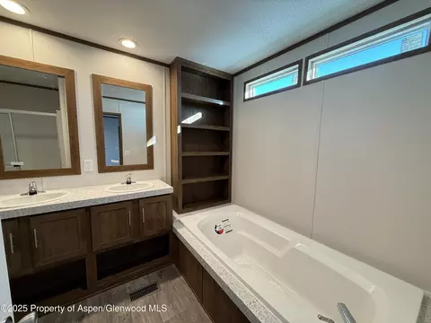 Bath - 2159 Cedar Place Craig Co 81625 Pl, Craig, CO 81625 photo 1 of 3