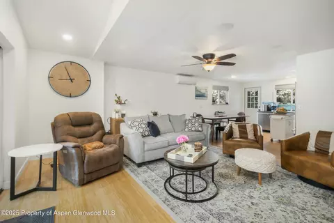 2203 Crestwood Drive Glenwood Springs Co 81601 Dr, Glenwood Springs, CO 81601