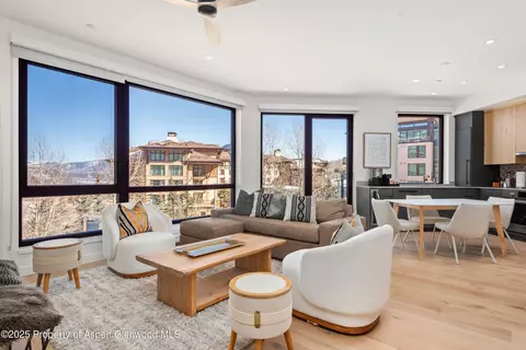 119 Wood Road Unit 206 Snowmass Village Co 81615 Rd UNIT 206, Snowmass Village, CO 81615