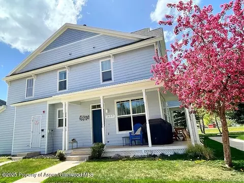 1437 Summerville Alley Glenwood Springs Co 81601 Aly, Glenwood Springs, CO 81601