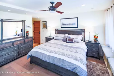 Bedroom - 389 Elk Mountain Drive Redstone Co 81623 Dr, Redstone, CO 81623 photo 5 of 10