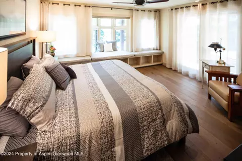 Bedroom - 389 Elk Mountain Drive Redstone Co 81623 Dr, Redstone, CO 81623 photo 3 of 10