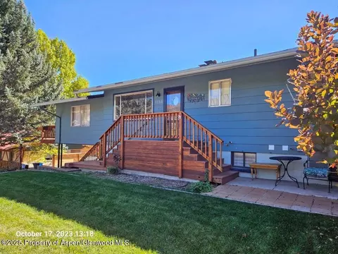 1133 Red Mountain Drive Glenwood Springs Co 81601 Dr, Glenwood Springs, CO 81601