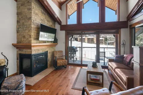 400 Wood Road 1303a Snowmass Village Co 81615 Rd #1303A, Snowmass Village, CO 81615