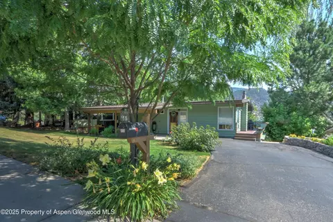 611 W 12th Street Glenwood Springs Co 81601 St, Glenwood Springs, CO 81601