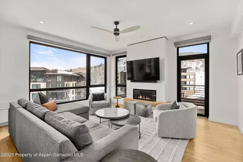 119 Wood Road 408 Snowmass Village Co 81615 Rd #408, Snowmass Village, CO 81615