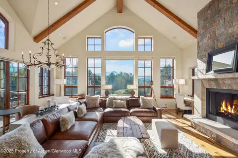 Living - 202 Ridge Road Basalt Co 81621 Rd, Basalt, CO 81621 photo 2 of 9