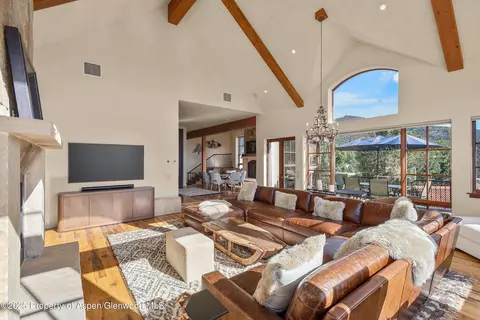 Living - 202 Ridge Road Basalt Co 81621 Rd, Basalt, CO 81621 photo 6 of 9