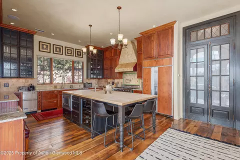 Kitchen - 202 Ridge Road Basalt Co 81621 Rd, Basalt, CO 81621 photo 2 of 4