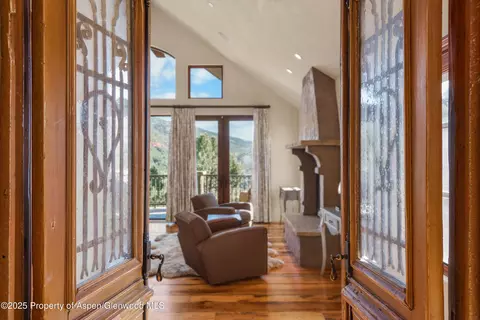 Entry Way - 202 Ridge Road Basalt Co 81621 Rd, Basalt, CO 81621 photo 3 of 3