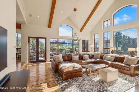 Living - 202 Ridge Road Basalt Co 81621 Rd, Basalt, CO 81621 photo 8 of 9