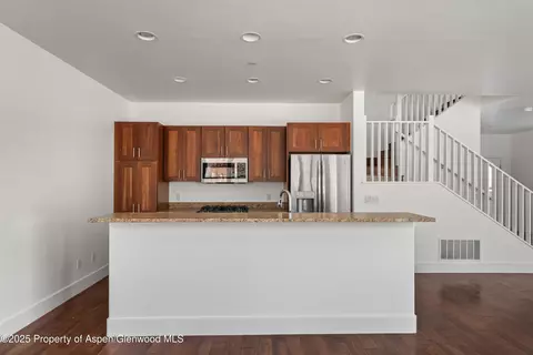 Kitchen - 446 Jody Road Basalt Co 81621 Rd, Basalt, CO 81621 photo 3 of 3