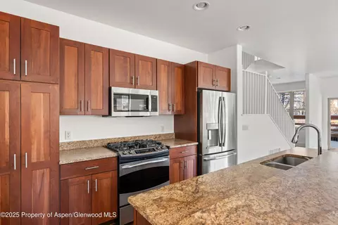 Kitchen - 446 Jody Road Basalt Co 81621 Rd, Basalt, CO 81621 photo 2 of 3