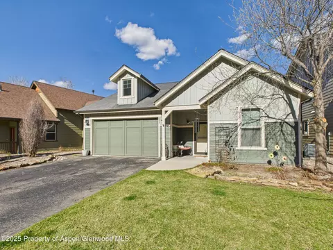 838 River Bend Way Glenwood Springs Co 81601, Glenwood Springs, CO 81601