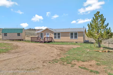 355 W Johnson Loop Craig Co 81625 Loop, Craig, CO 81625 photo 1