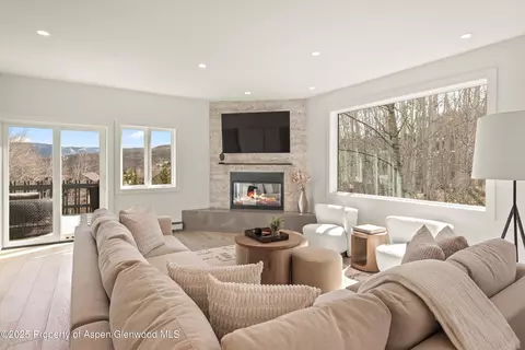 132 Meadow Ranch Road E3b Snowmass Village Co 81615 Rd #E3B, Snowmass Village, CO 81615