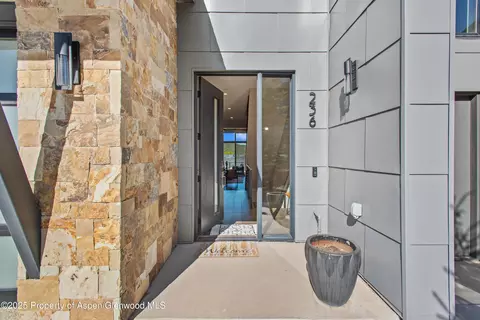 Entry Way - 236 Overlook Ridge Basalt Co 81621, Basalt, CO 81621 photo 1 of 3