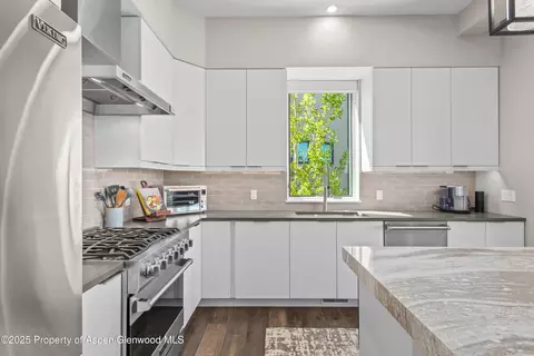 Kitchen - 236 Overlook Ridge Basalt Co 81621, Basalt, CO 81621 photo 4 of 5