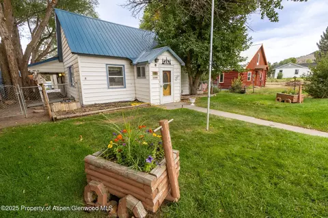 1220 Main Street Meeker Co 81641 St, Meeker, CO 81641