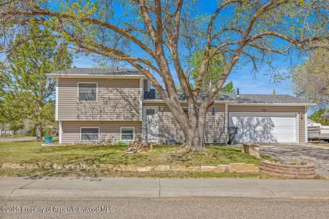 233 S Grand Avenue Rangely Co 81648 Ave, Rangely, CO 81648
