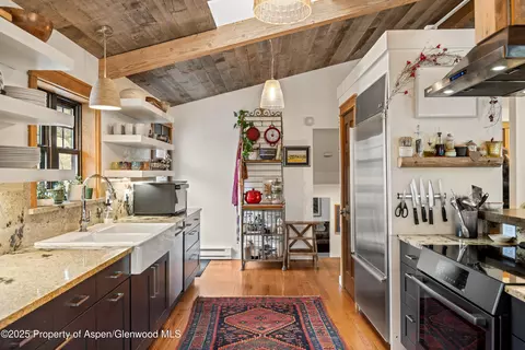 Kitchen - 113 Crossland Drive Basalt Co 81621 Dr, Basalt, CO 81621 photo 2 of 2