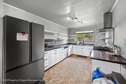Kitchen - 480 Minter Avenue De Beque Co 81630 Ave, De Beque, CO 81630 photo 2 of 2