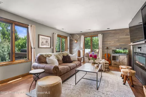 1472 W Main Street Carbondale Co 81623 St, Carbondale, CO 81623