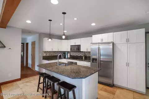 311 Sopris Circle Basalt Co 81621 Cir, Basalt, CO 81621 photo 3